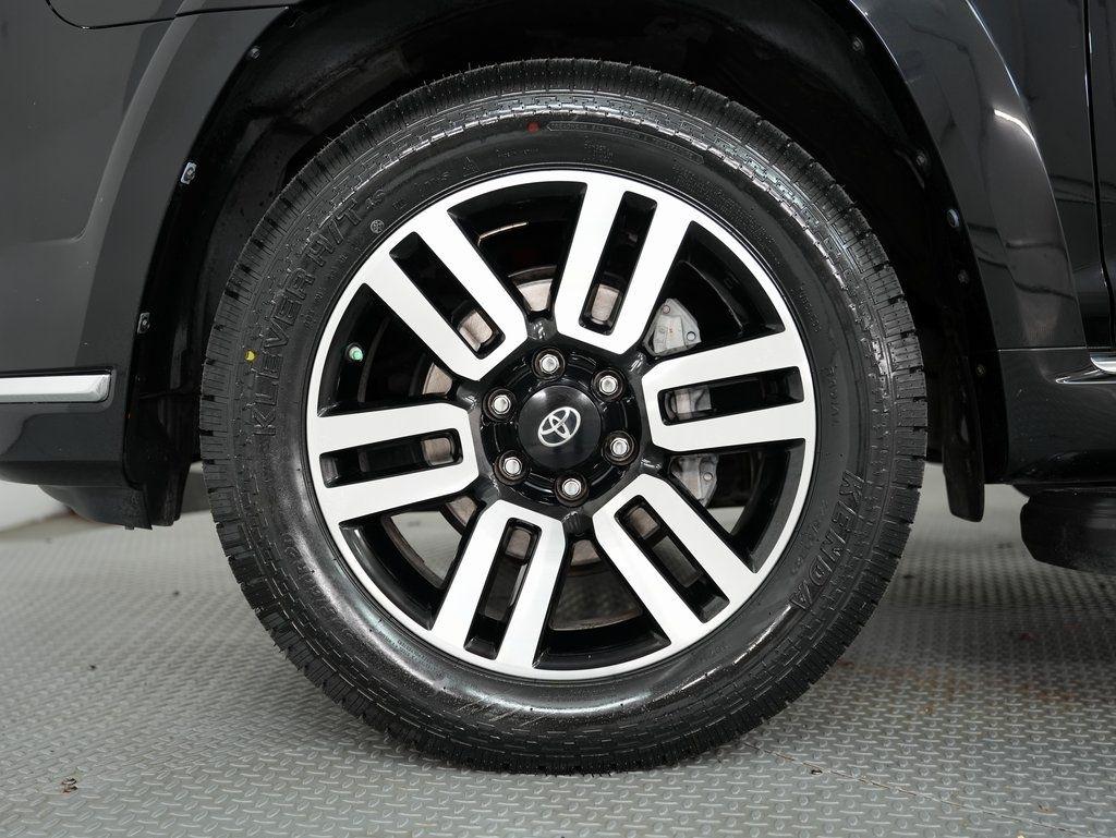 Toyota 4Runner Limited Nightshade 2WD (Natl) 2019