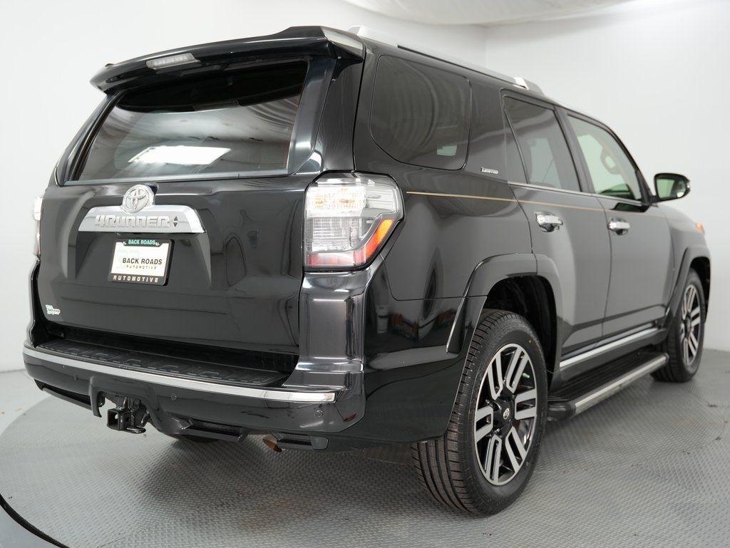 Toyota 4Runner Limited Nightshade 2WD (Natl) 2019