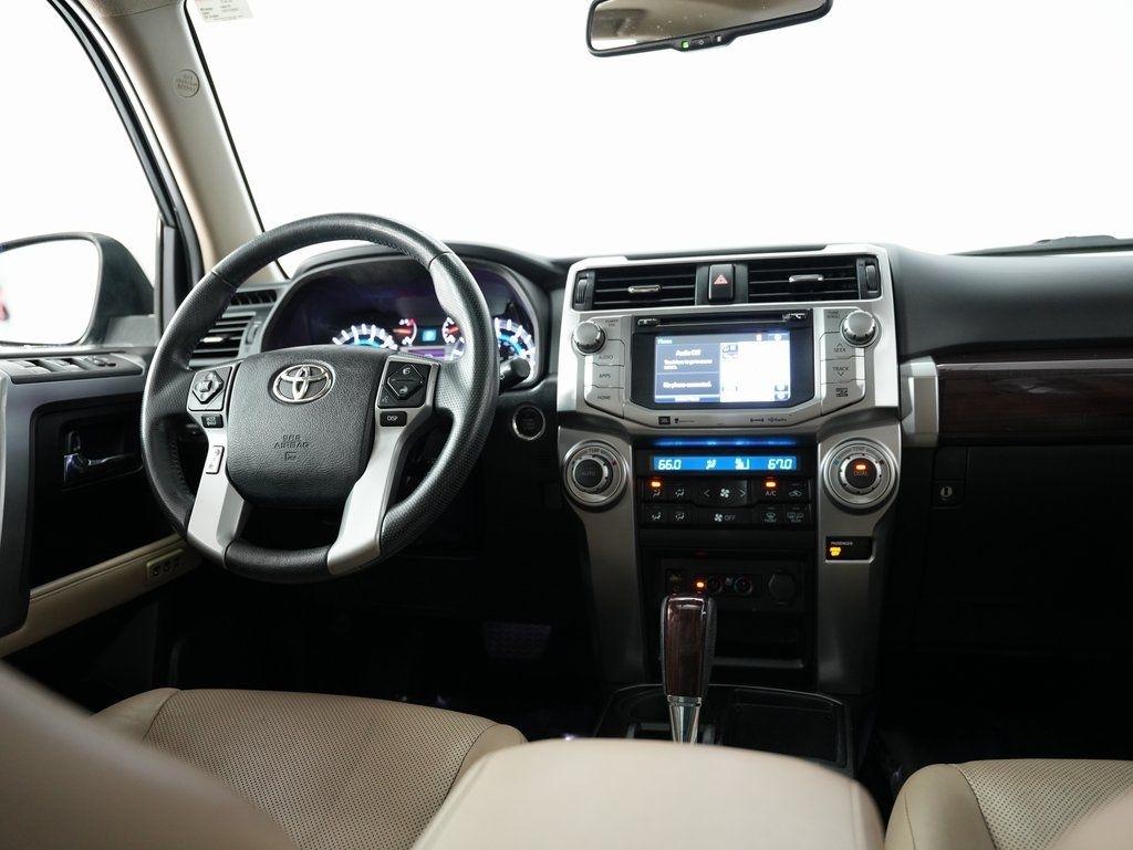 Toyota 4Runner Limited Nightshade 2WD (Natl) 2019