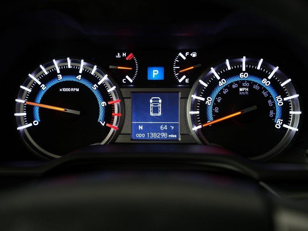 Toyota 4Runner Limited Nightshade 2WD (Natl) 2019