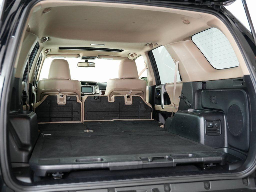 Toyota 4Runner Limited Nightshade 2WD (Natl) 2019