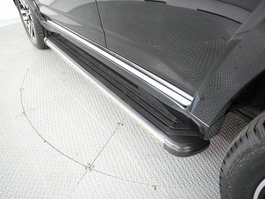 Toyota 4Runner Limited Nightshade 2WD (Natl) 2019