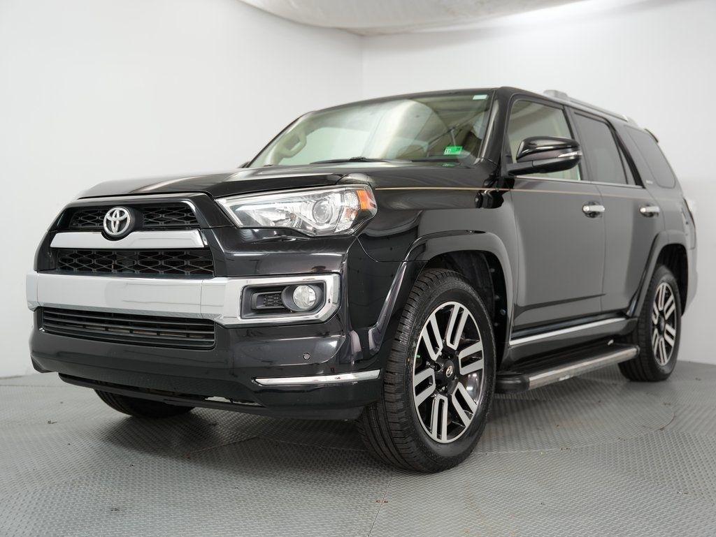 Toyota 4Runner Limited Nightshade 2WD (Natl) 2019