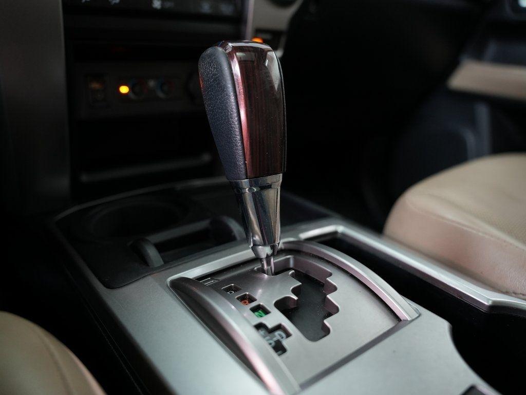 Toyota 4Runner Limited Nightshade 2WD (Natl) 2019