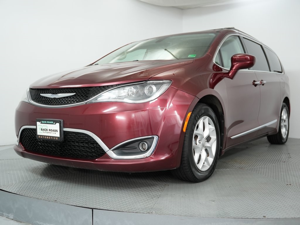 Chrysler Pacifica Touring-L FWD 2017