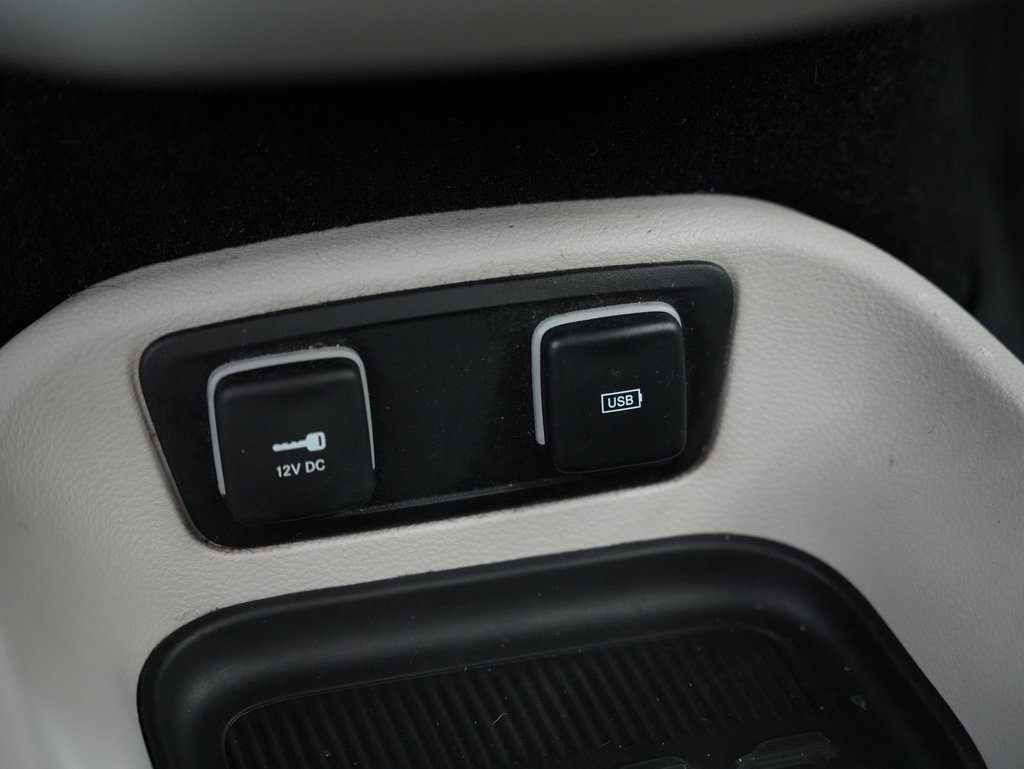 Chrysler Pacifica Touring-L FWD 2017