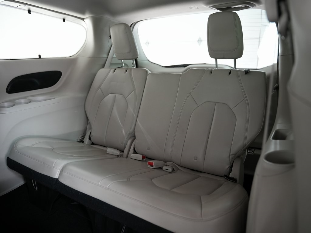 Chrysler Pacifica Touring-L FWD 2017