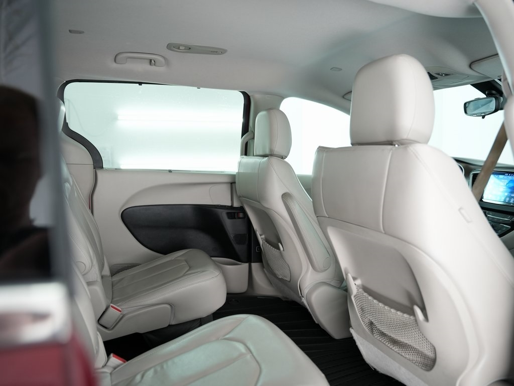 Chrysler Pacifica Touring-L FWD 2017