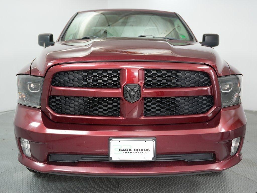 RAM 1500 Express 4x4 Quad Cab 6'4" Box 2017