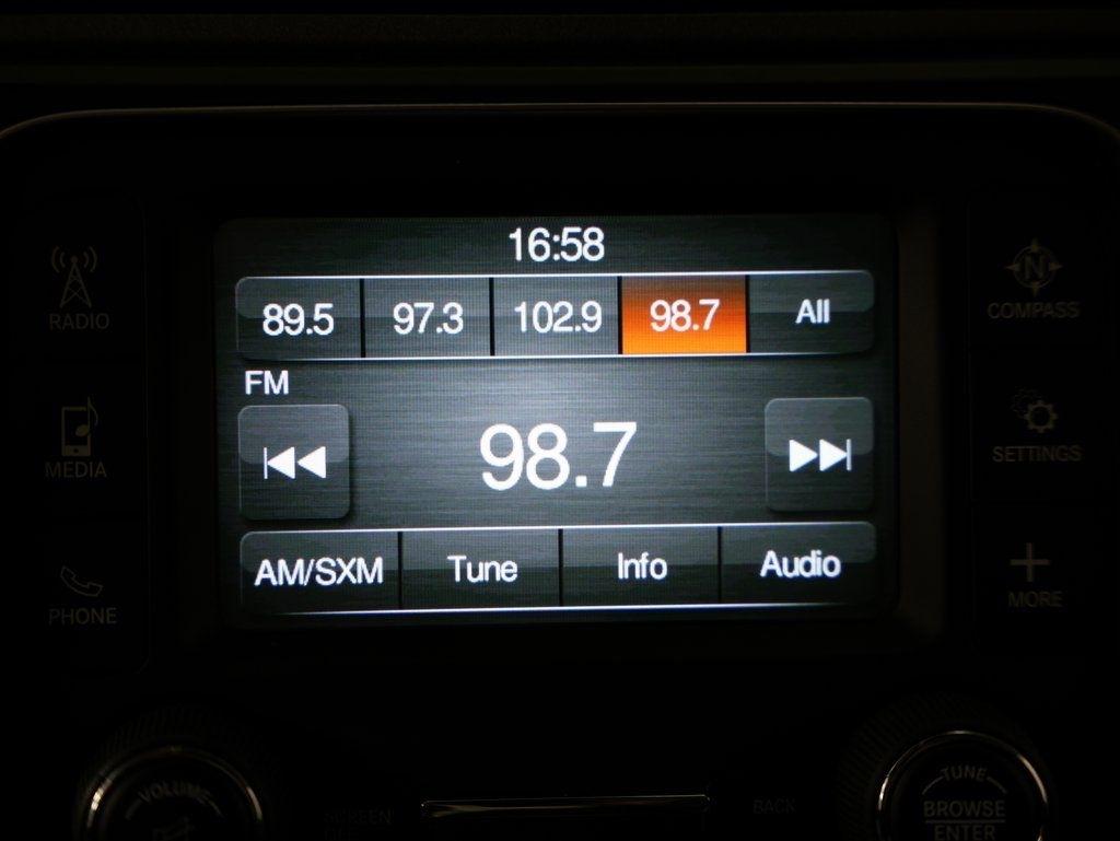 RAM 1500 Express 4x4 Quad Cab 6'4" Box 2017