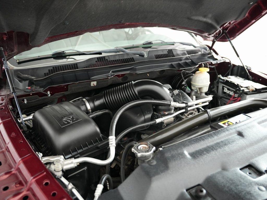 RAM 1500 Express 4x4 Quad Cab 6'4" Box 2017