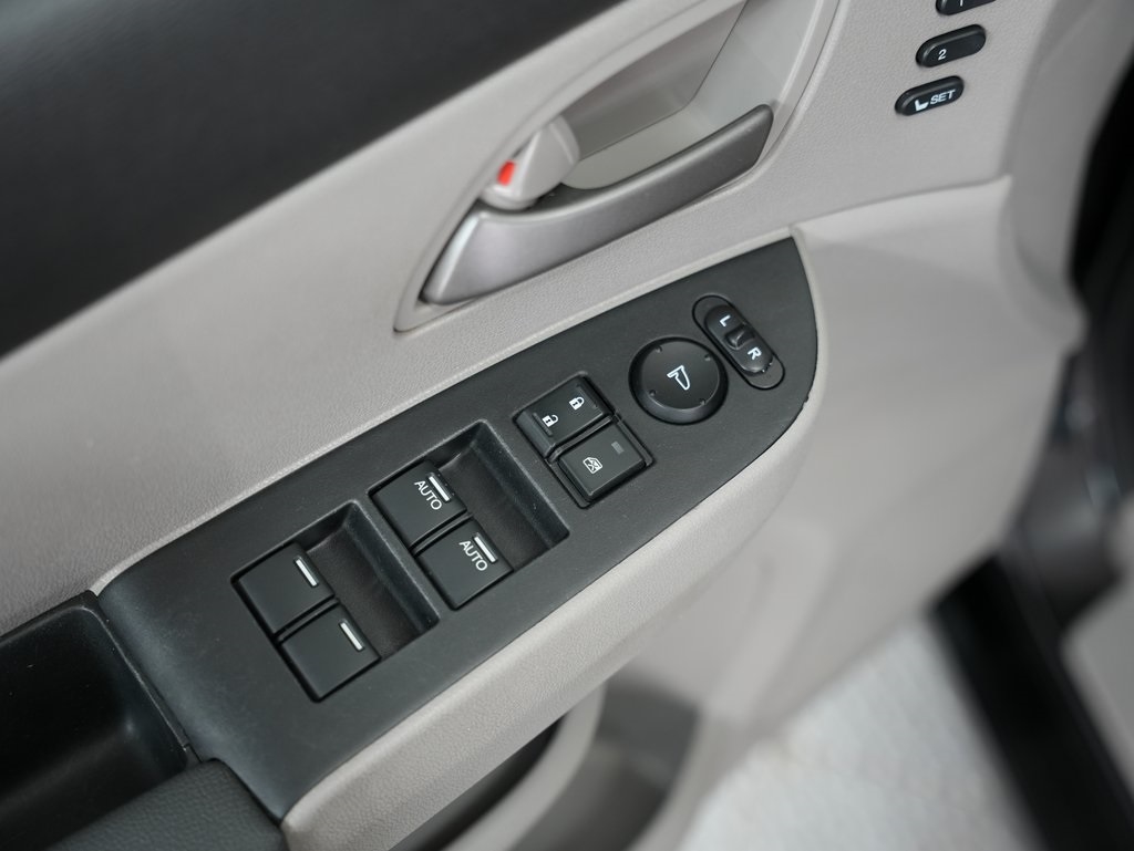 Honda Odyssey 5dr Touring 2011