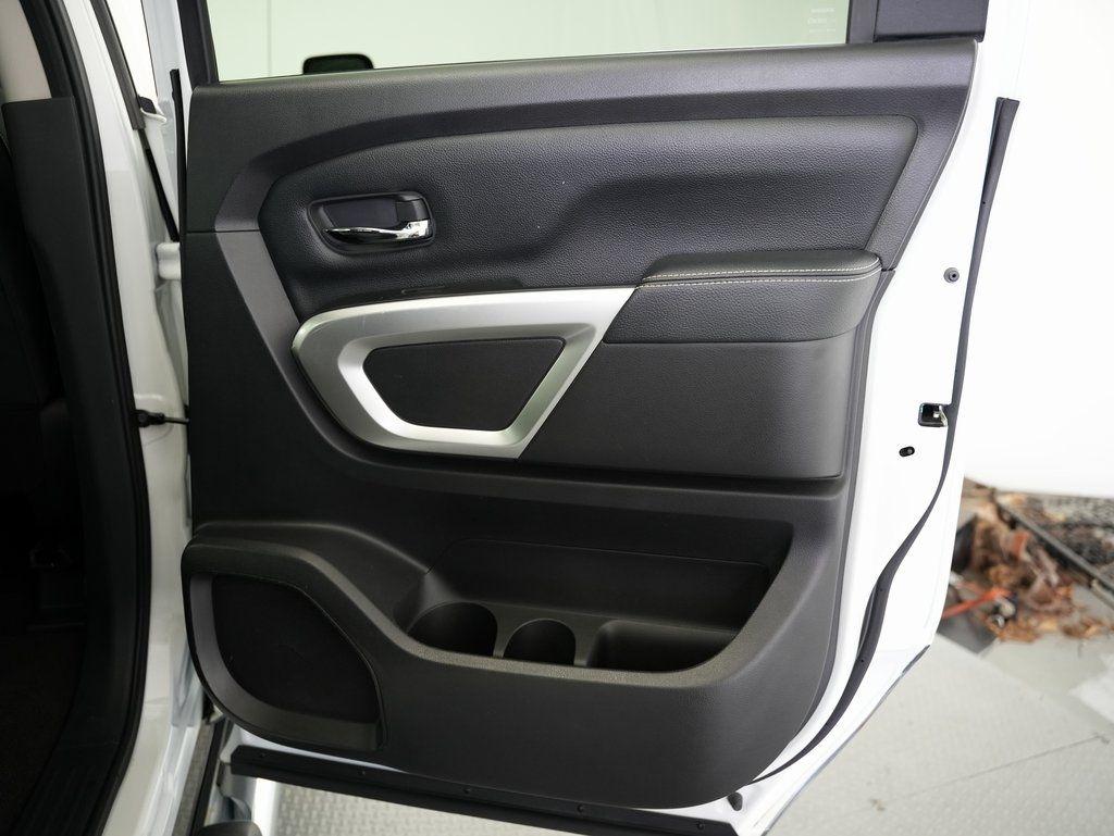 Nissan Titan XD 4x4 Diesel Crew Cab PRO-4X 2019