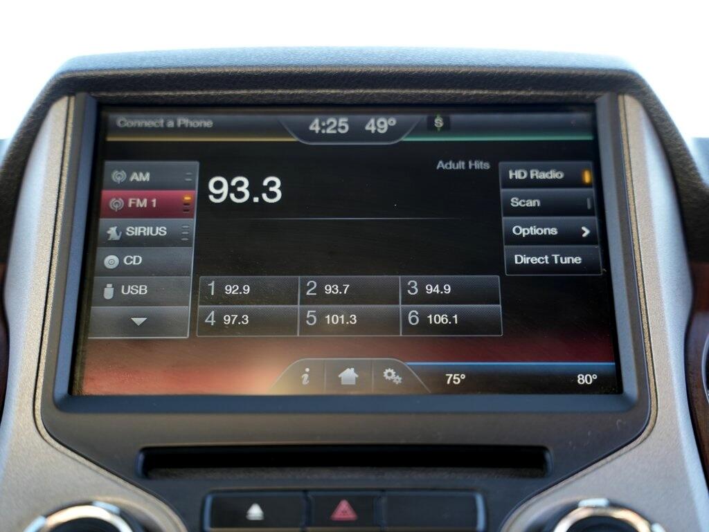 Ford Super Duty F-350 SRW 4WD Crew Cab 156" King Ranch 2015