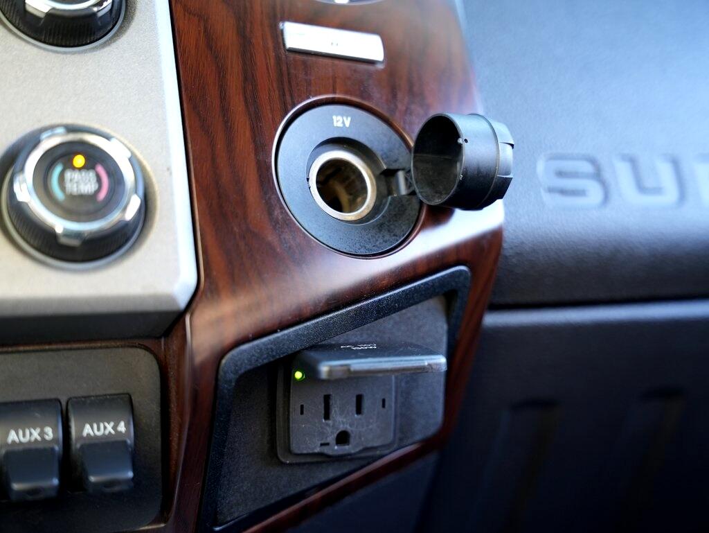 Ford Super Duty F-350 SRW 4WD Crew Cab 156" King Ranch 2015