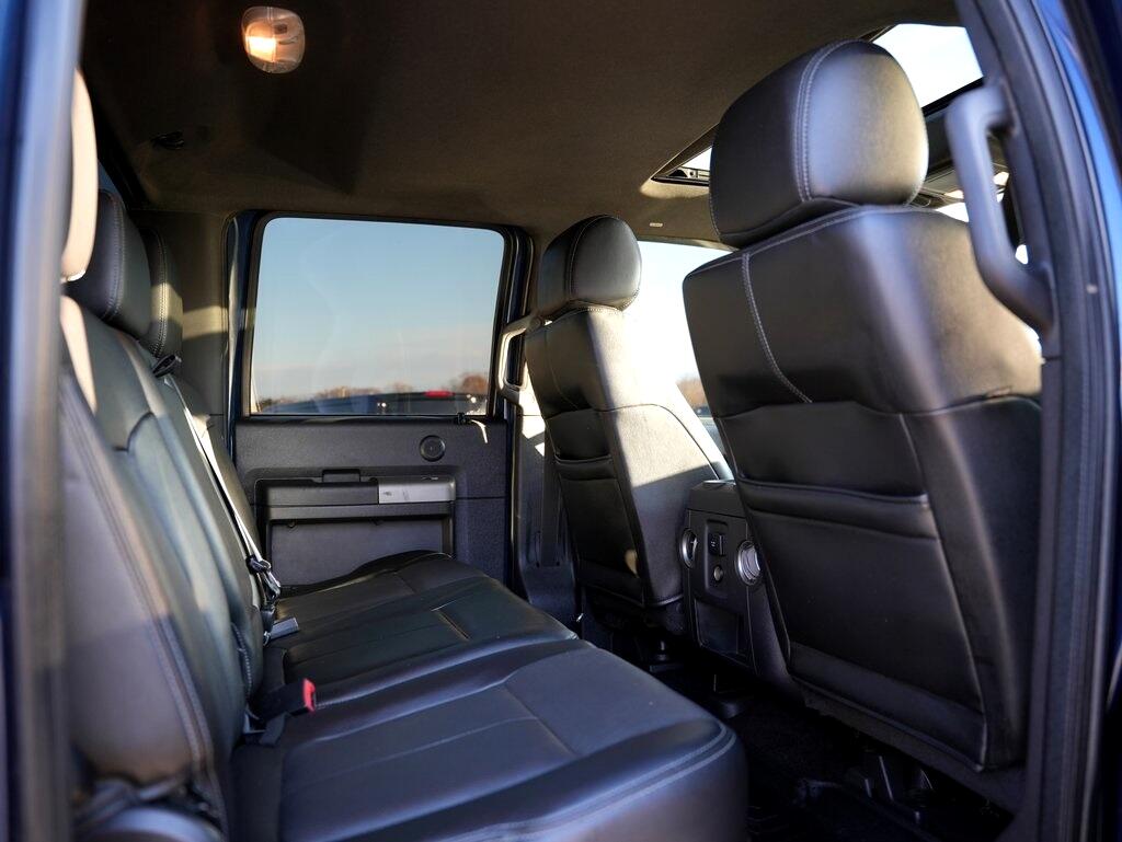 Ford Super Duty F-350 SRW 4WD Crew Cab 156" King Ranch 2015