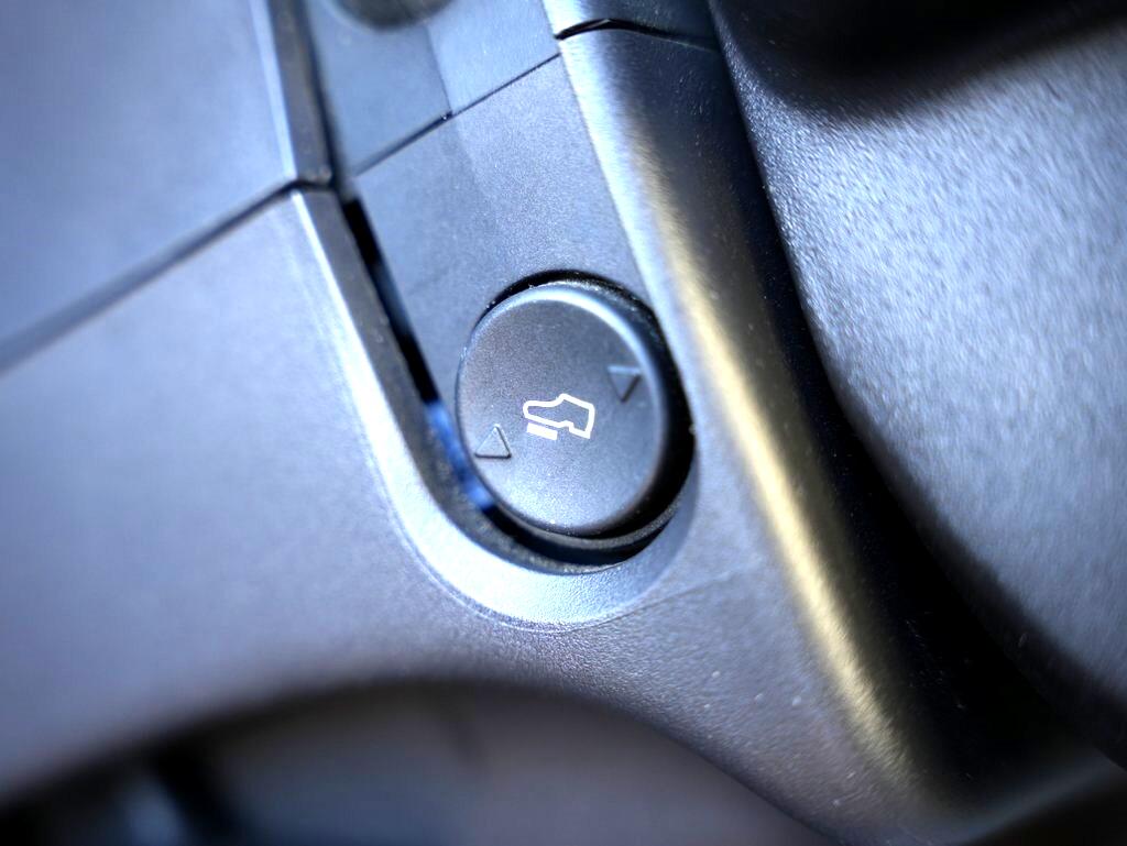 Ford Super Duty F-350 SRW 4WD Crew Cab 156" King Ranch 2015