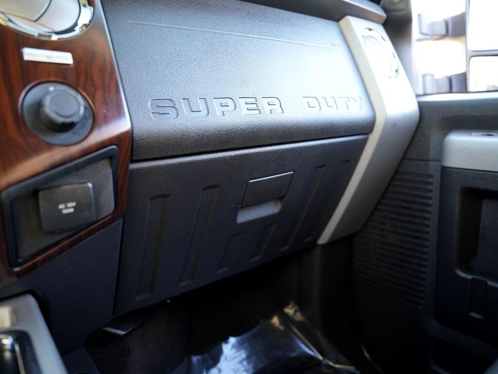 Ford Super Duty F-350 SRW 4WD Crew Cab 156" King Ranch 2015