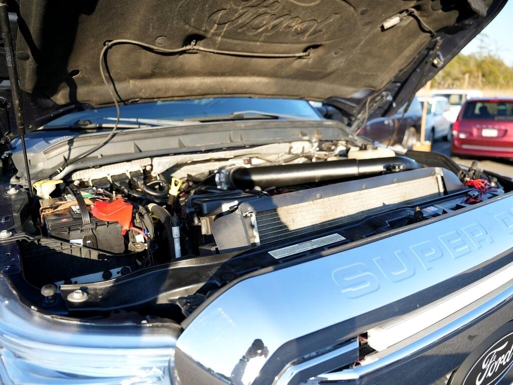 Ford Super Duty F-350 SRW 4WD Crew Cab 156" King Ranch 2015