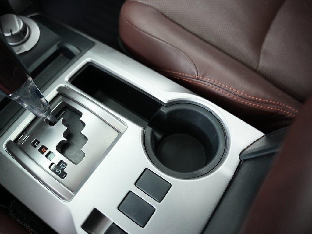 Toyota 4Runner TRD Off Road Premium 4WD (Natl) 2018