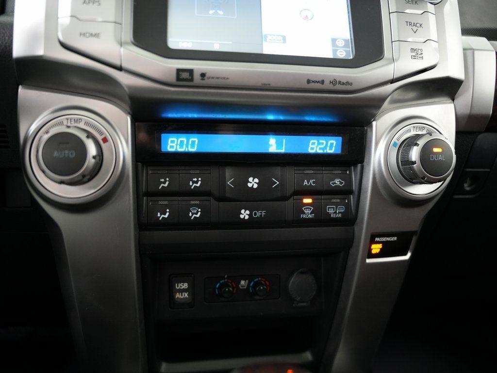 Toyota 4Runner TRD Off Road Premium 4WD (Natl) 2018