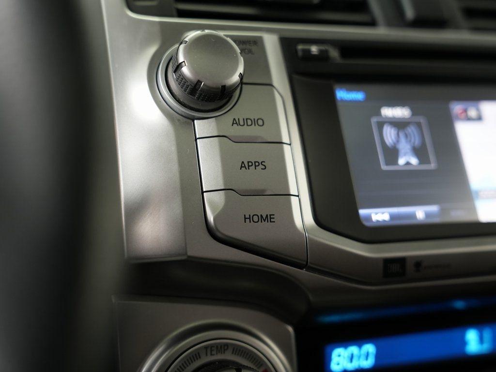 Toyota 4Runner TRD Off Road Premium 4WD (Natl) 2018