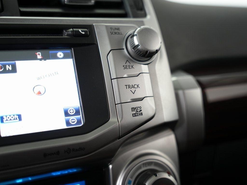 Toyota 4Runner TRD Off Road Premium 4WD (Natl) 2018