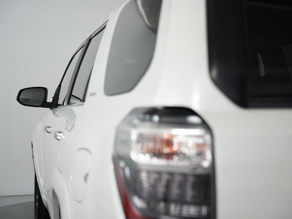 Toyota 4Runner TRD Off Road Premium 4WD (Natl) 2018