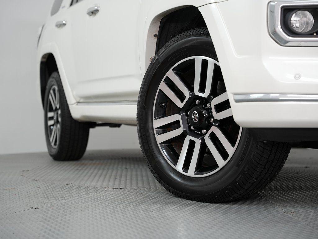 Toyota 4Runner TRD Off Road Premium 4WD (Natl) 2018