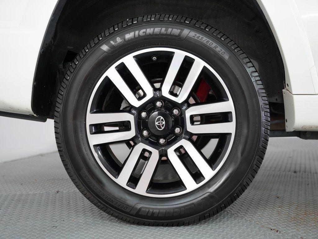 Toyota 4Runner TRD Off Road Premium 4WD (Natl) 2018