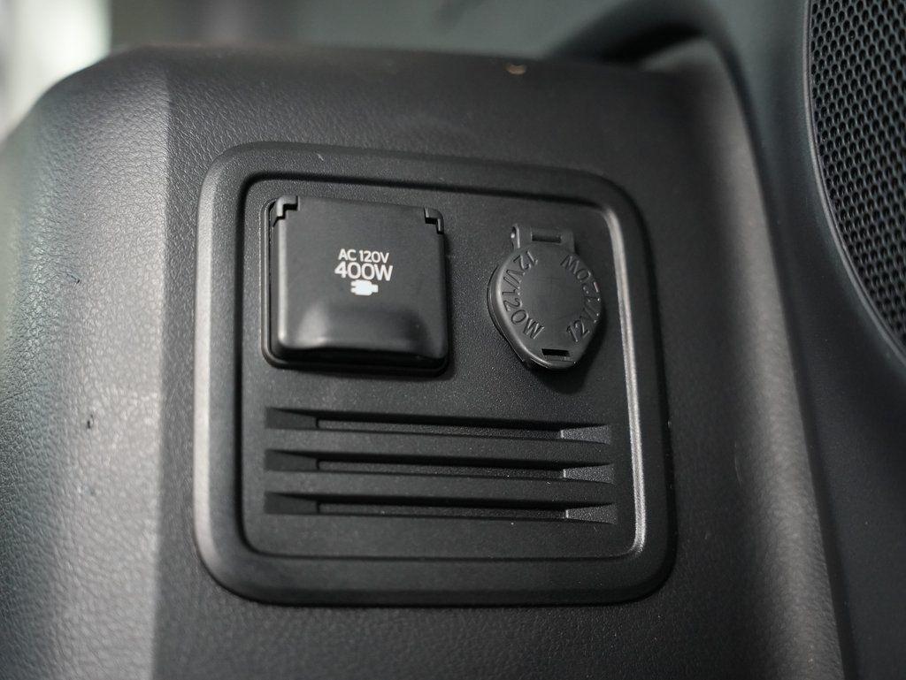 Toyota 4Runner TRD Off Road Premium 4WD (Natl) 2018