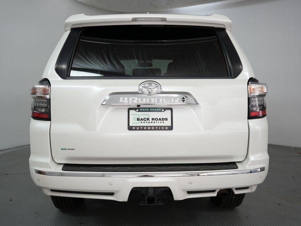 Toyota 4Runner TRD Off Road Premium 4WD (Natl) 2018