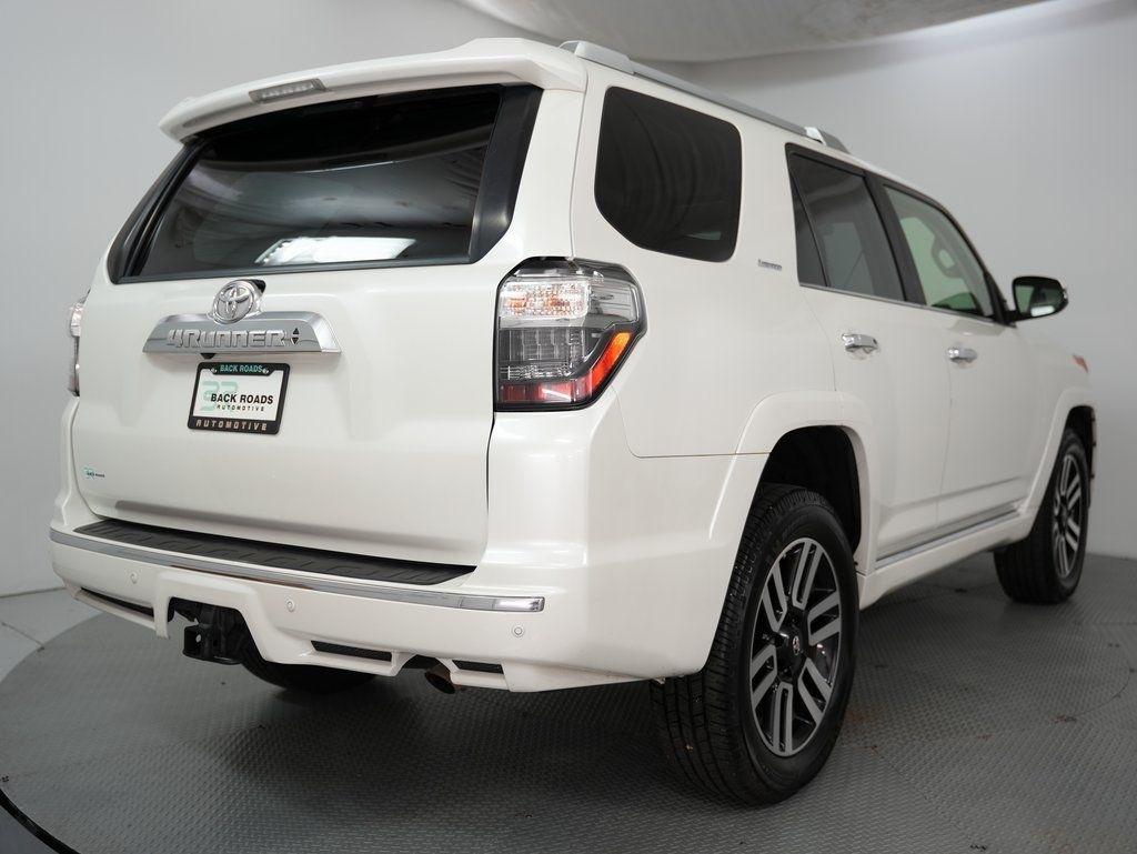 Toyota 4Runner TRD Off Road Premium 4WD (Natl) 2018