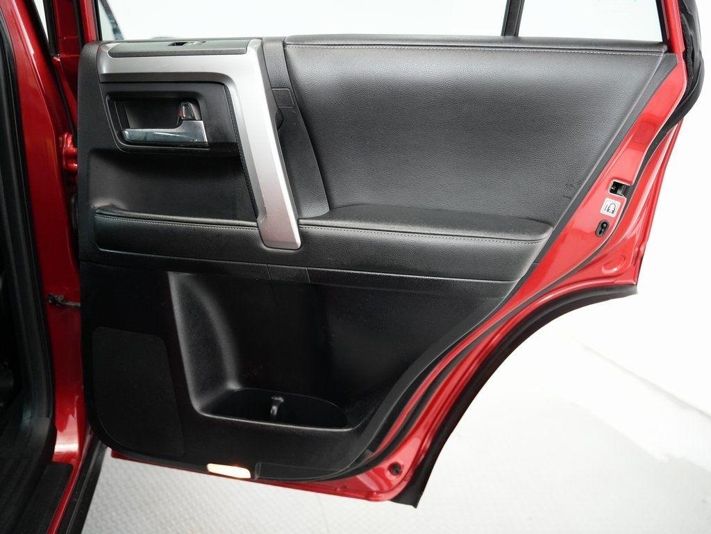 Toyota 4Runner 4WD 4dr V6 Trail Premium (Natl) 2015