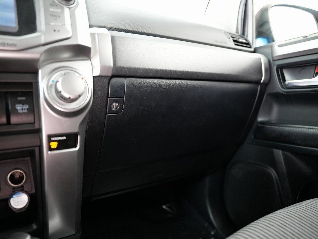 Toyota 4Runner 4WD 4dr V6 Trail Premium (Natl) 2015