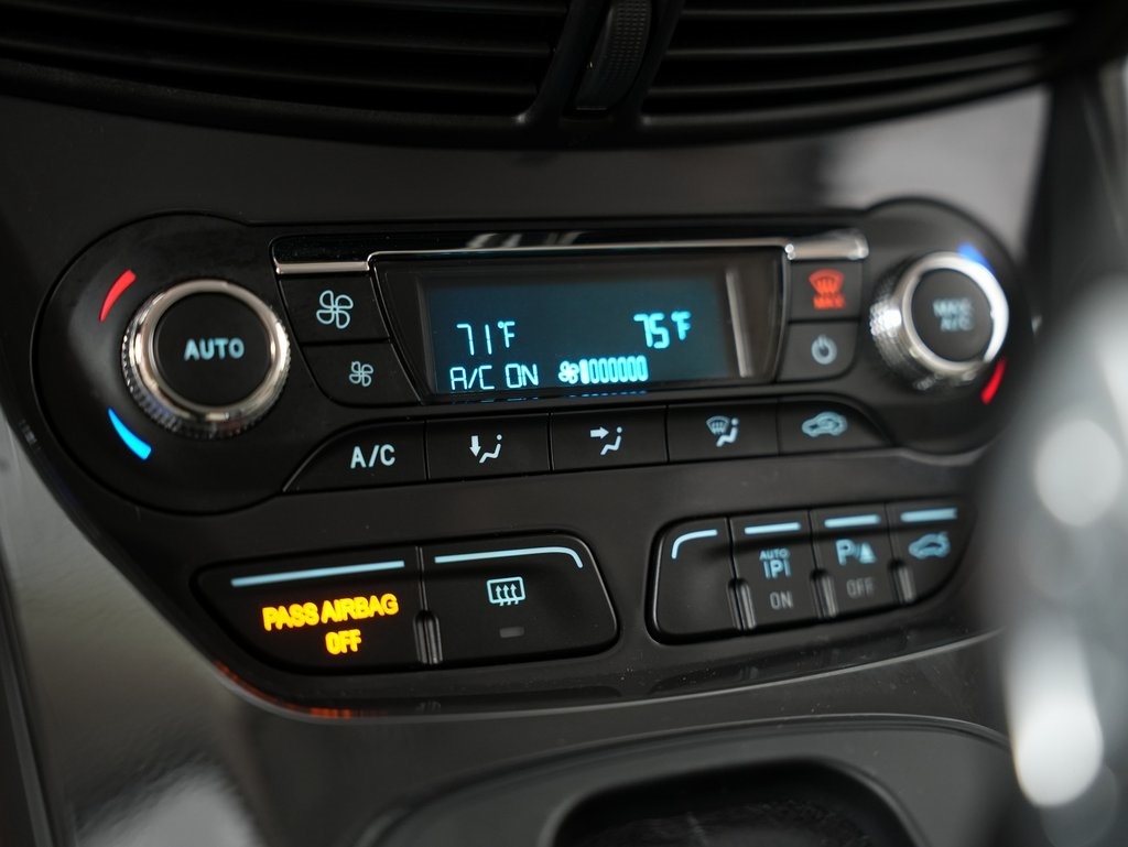 Ford Escape FWD 4dr Titanium 2014