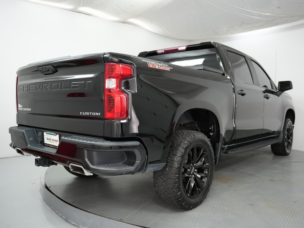 Chevrolet Silverado 1500 4WD Crew Cab 147" Custom Trail Boss 2022