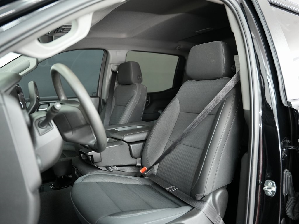 Chevrolet Silverado 1500 4WD Crew Cab 147" Custom Trail Boss 2022