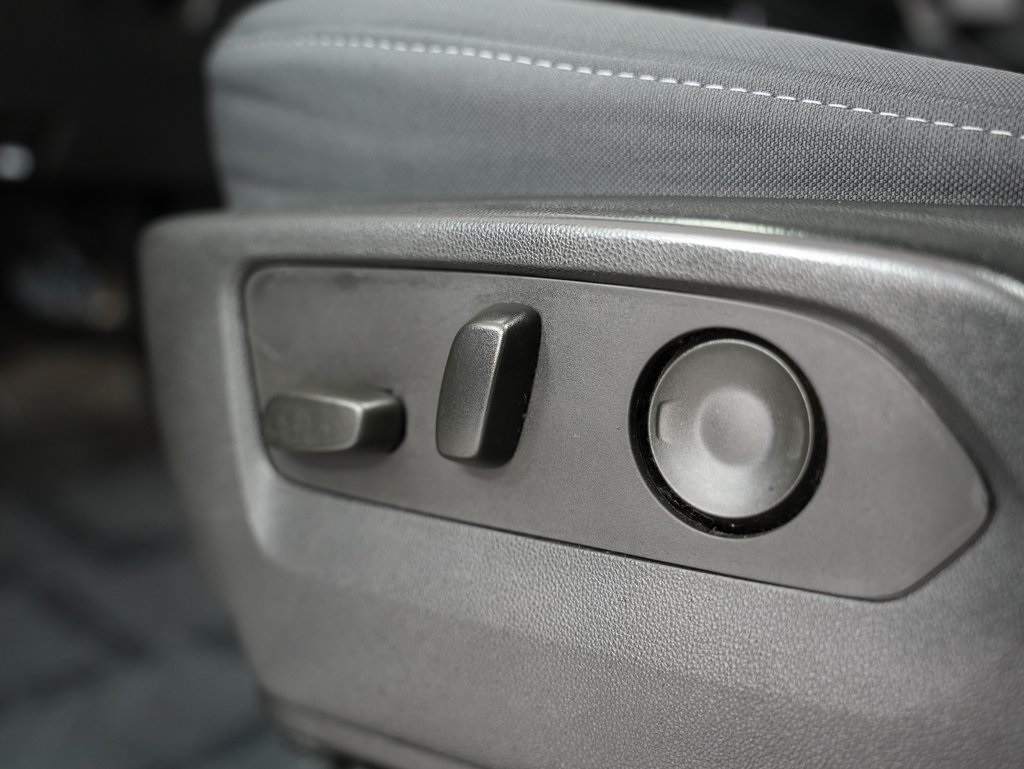 Chevrolet Silverado 1500 4WD Crew Cab 147" Custom Trail Boss 2022