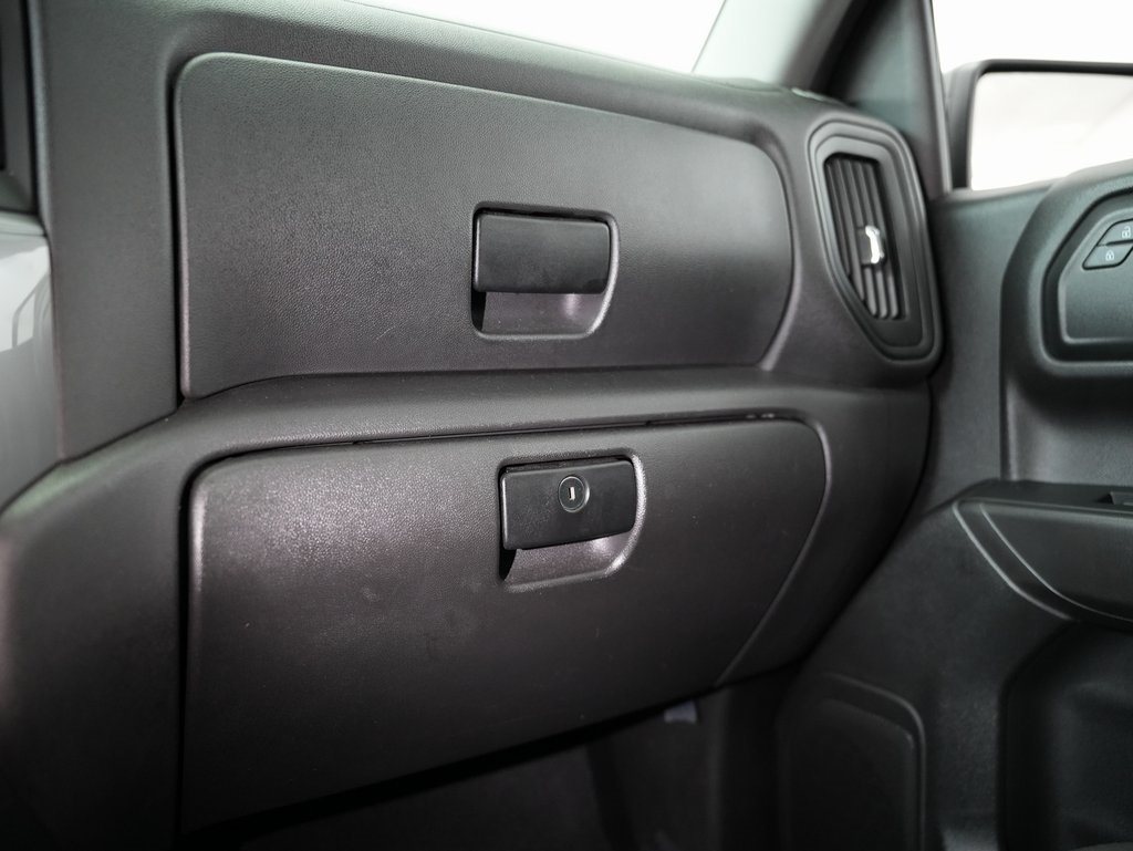 Chevrolet Silverado 1500 4WD Crew Cab 147" Custom Trail Boss 2022