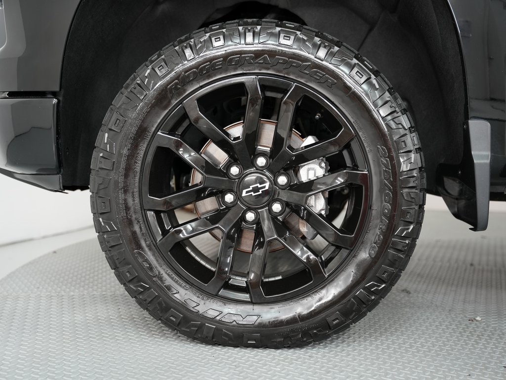 Chevrolet Silverado 1500 4WD Crew Cab 147" Custom Trail Boss 2022