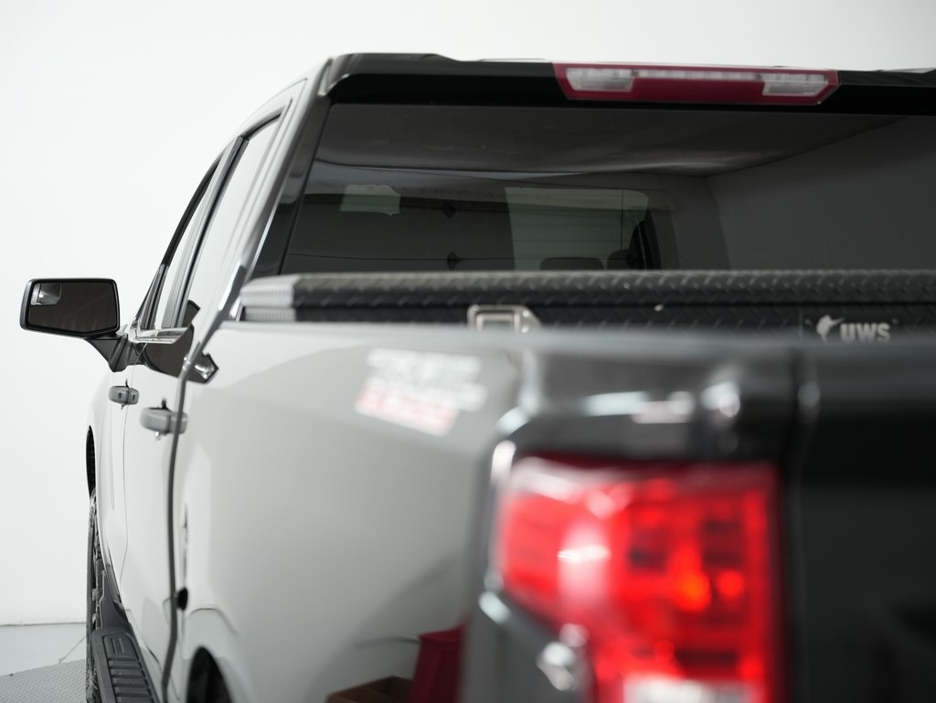 Chevrolet Silverado 1500 4WD Crew Cab 147" Custom Trail Boss 2022