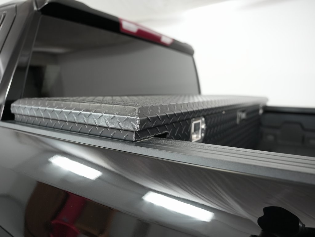 Chevrolet Silverado 1500 4WD Crew Cab 147" Custom Trail Boss 2022