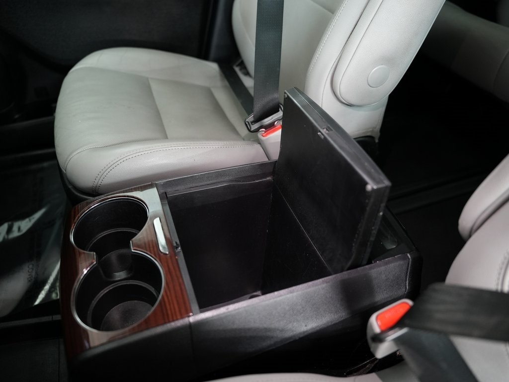 Toyota Sienna Limited Premium AWD 7-Passenger (Natl) 2019