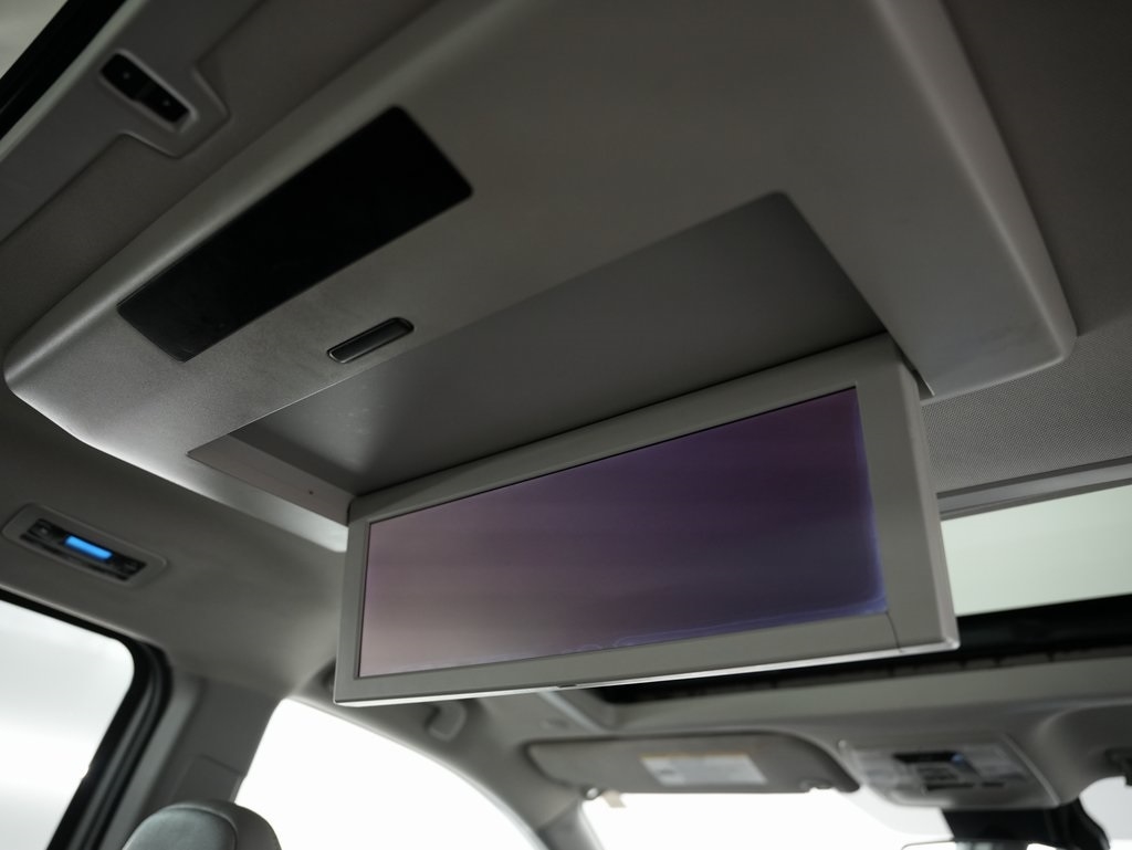 Toyota Sienna Limited Premium AWD 7-Passenger (Natl) 2019