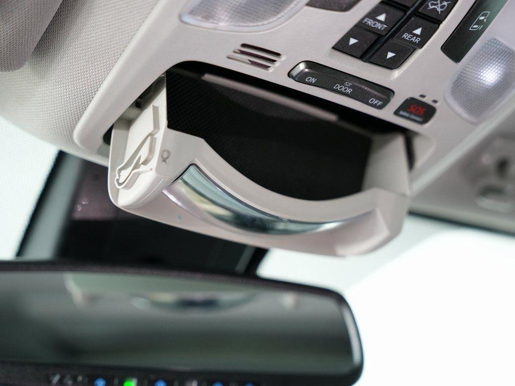 Toyota Sienna Limited Premium AWD 7-Passenger (Natl) 2019