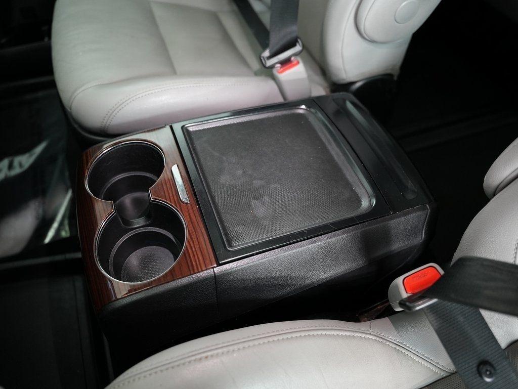 Toyota Sienna Limited Premium AWD 7-Passenger (Natl) 2019