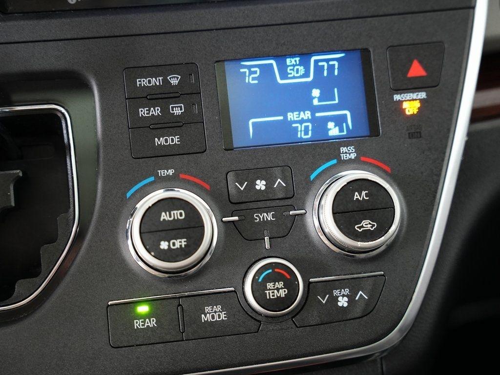 Toyota Sienna Limited Premium AWD 7-Passenger (Natl) 2019