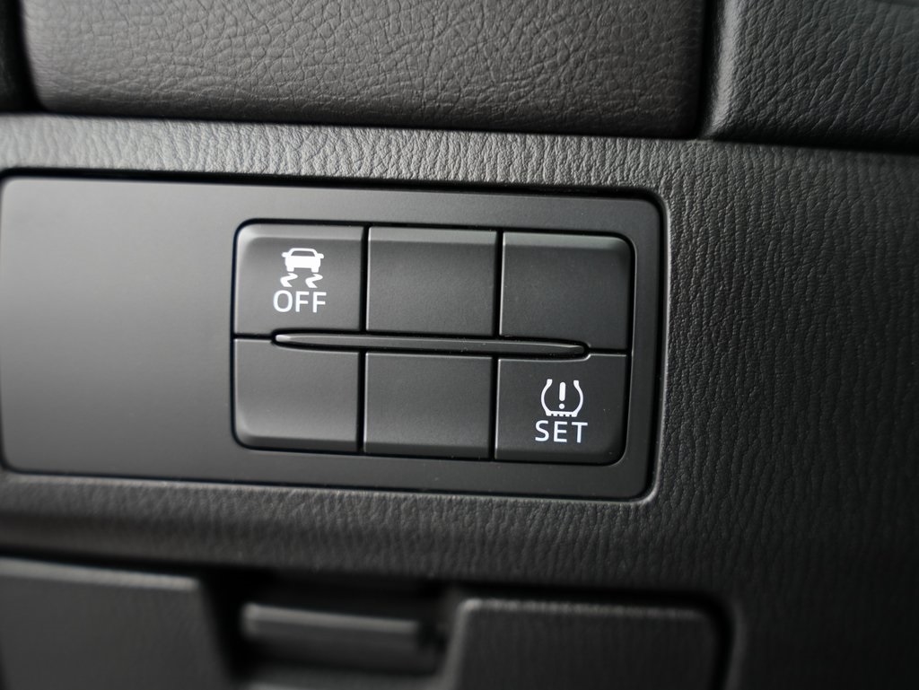 Mazda MAZDA6 Sport Manual 2017