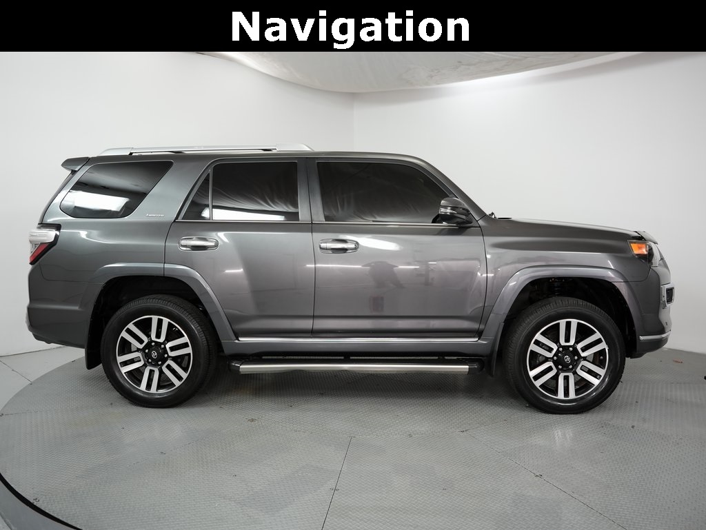 Toyota 4Runner TRD Off Road Premium 4WD (Natl) 2017